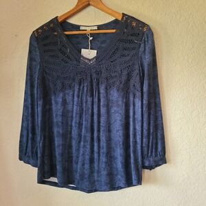 Daniel Rainn Womens Crochet Eyelet Blouse Top PS Blue Light Stretchy Cuff sleeve